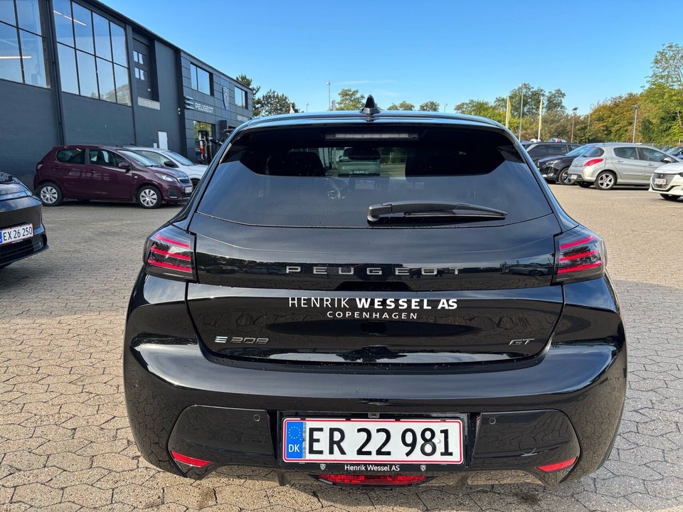 Peugeot e-208 54 GT Pack 5d