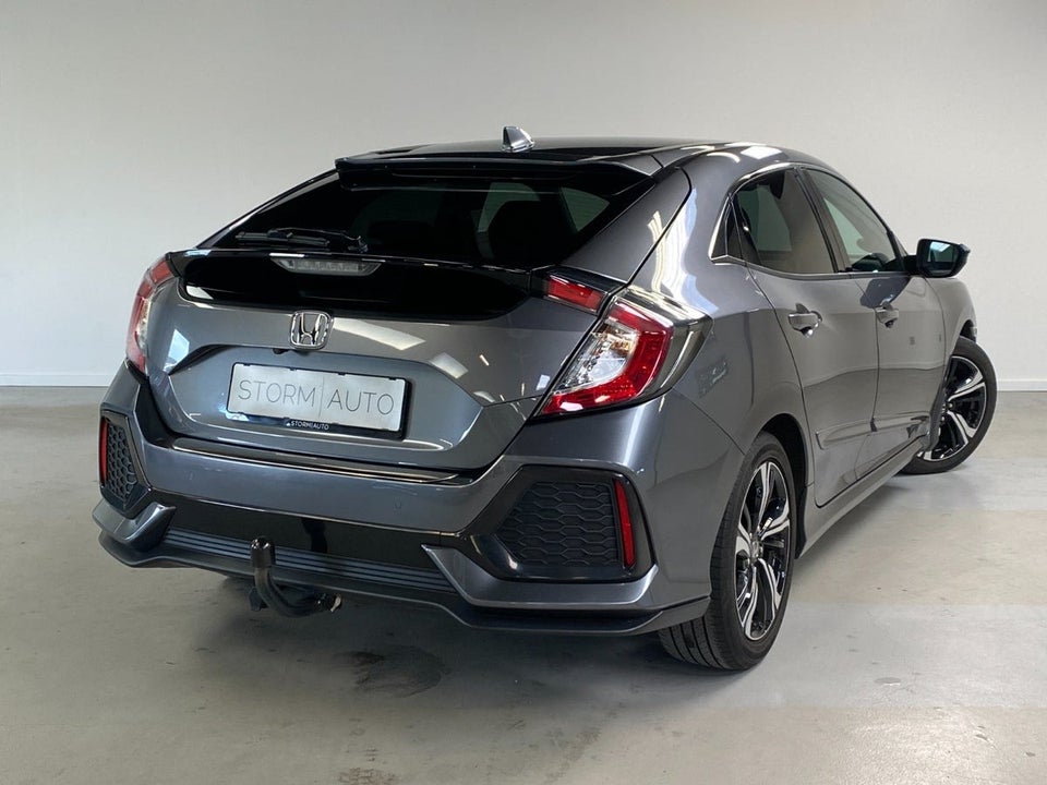 Honda Civic 1,0 VTEC Turbo Elegance CVT 5d