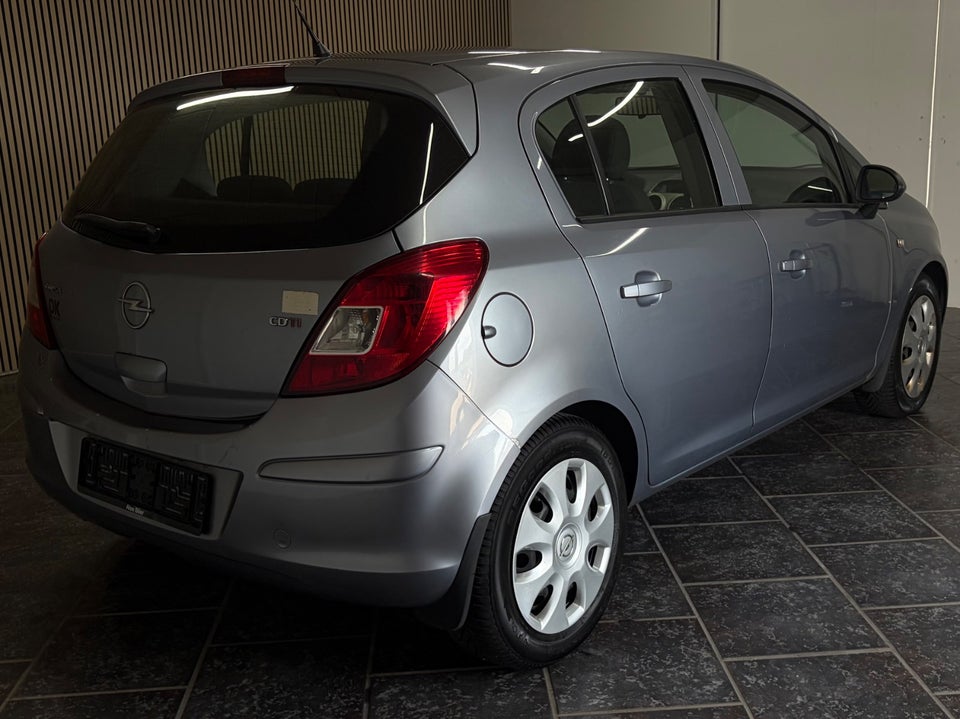 Opel Corsa 1,3 CDTi 90 Cosmo 5d
