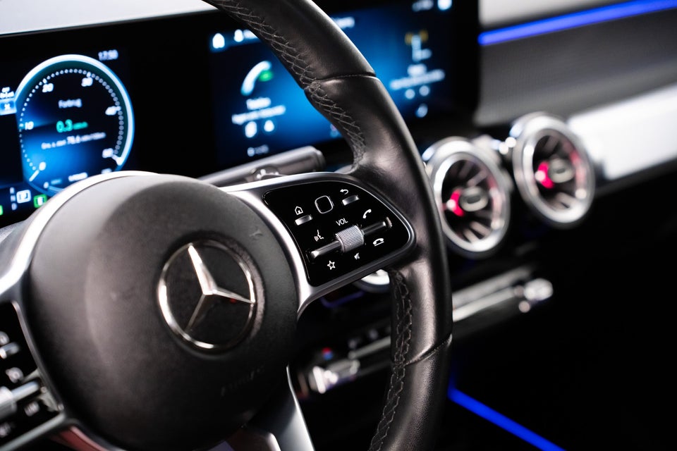 Mercedes EQB250 Progressive 5d