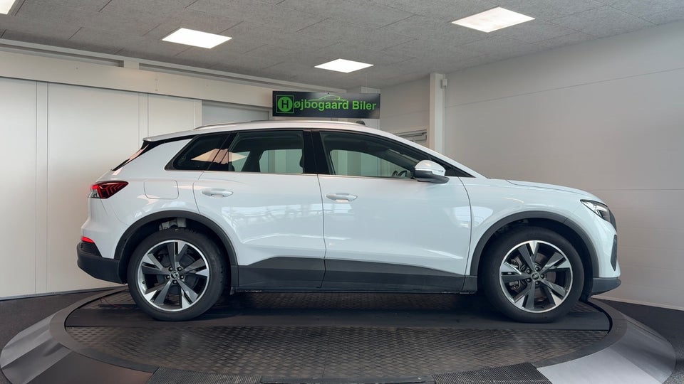 Audi Q4 e-tron 45 Advanced 5d