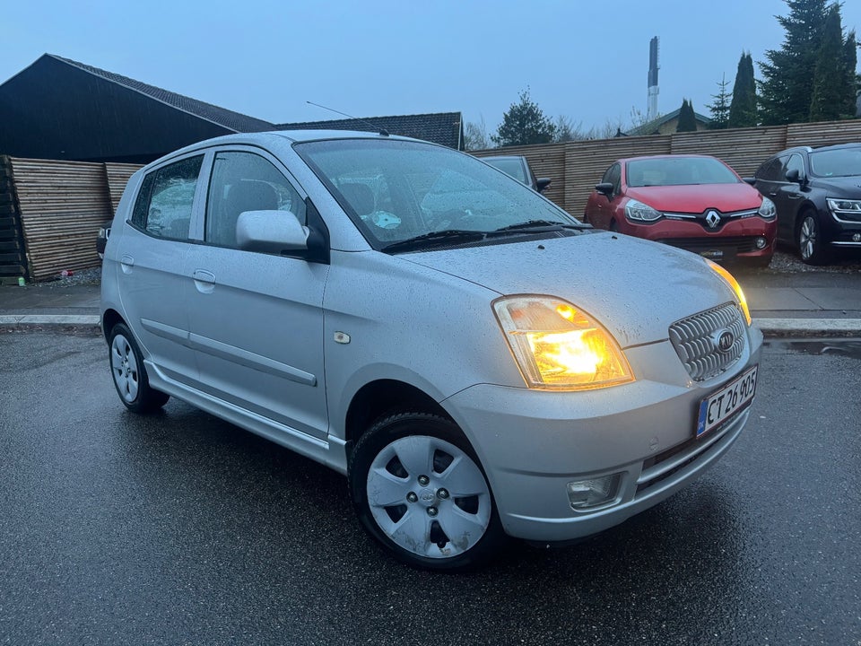 Kia Picanto 1,1 EX 5d
