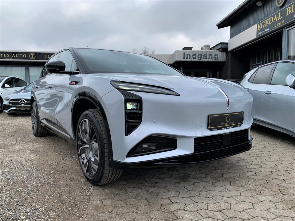 Hongqi EHS7 111 Exclusive 5d