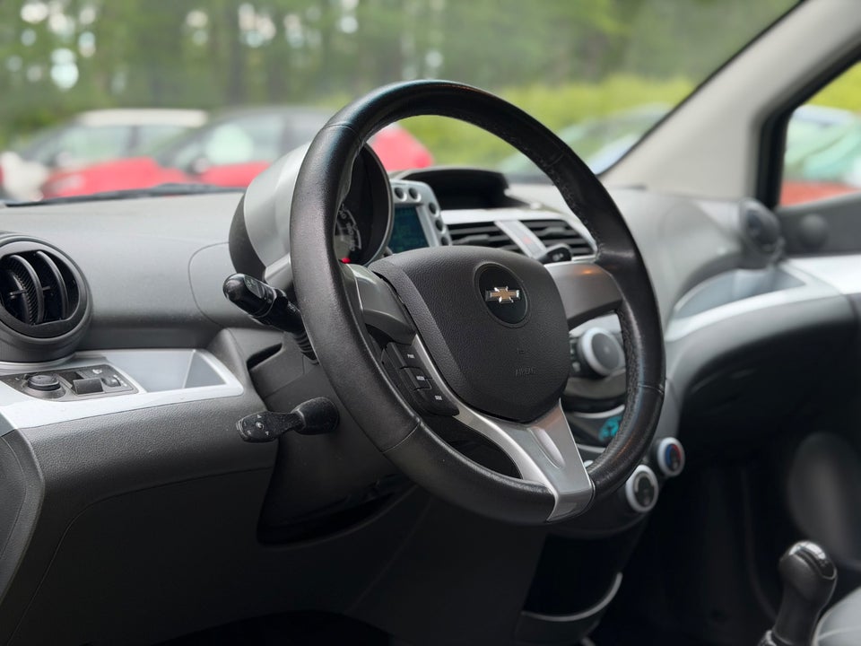 Chevrolet Spark 1,2 LT 5d