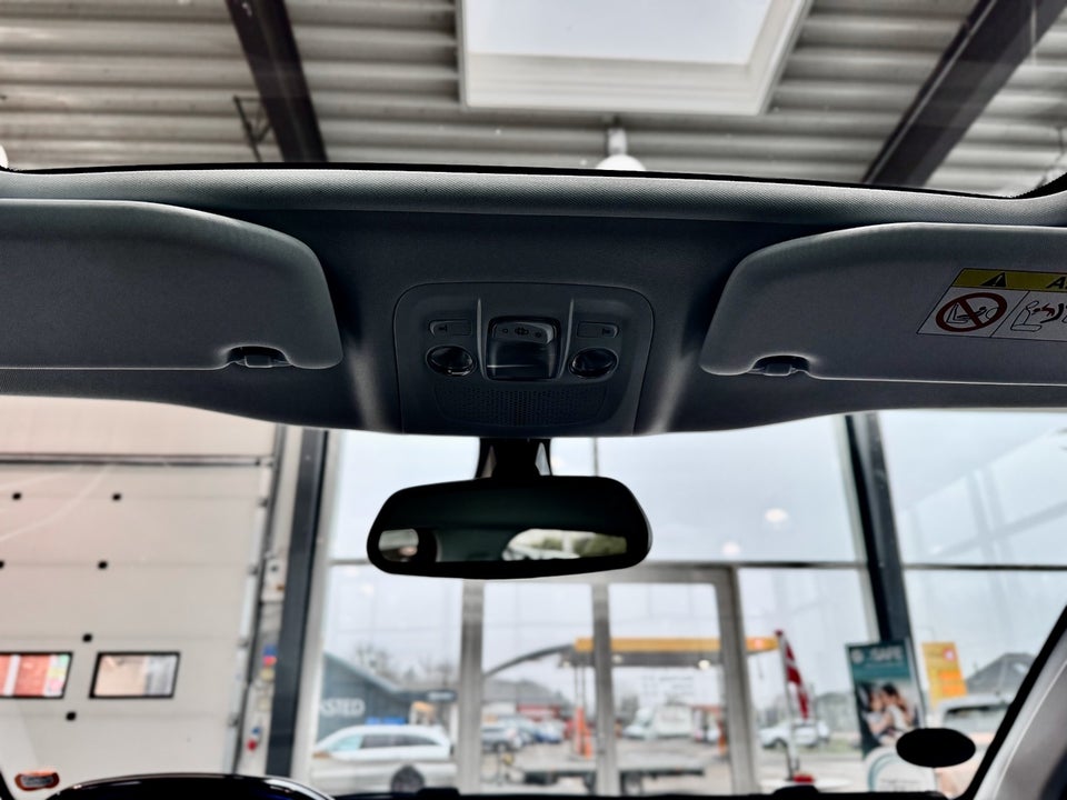 Peugeot 2008 1,6 BlueHDi 100 Desire 5d