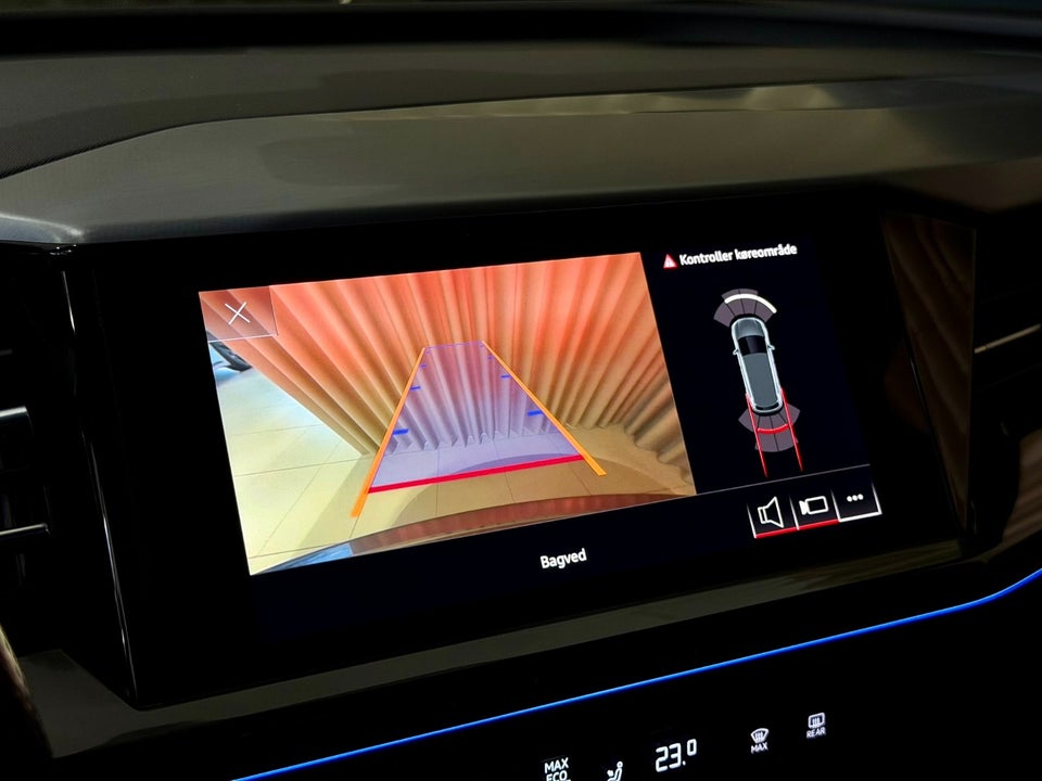 Audi Q4 e-tron 40 S-line 5d