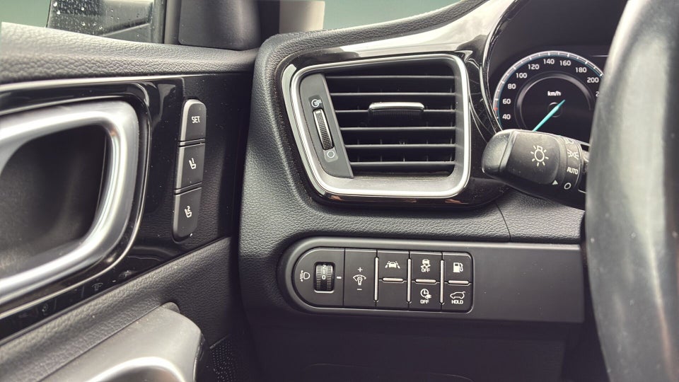 Kia XCeed 1,6 PHEV Upgrade DCT 5d