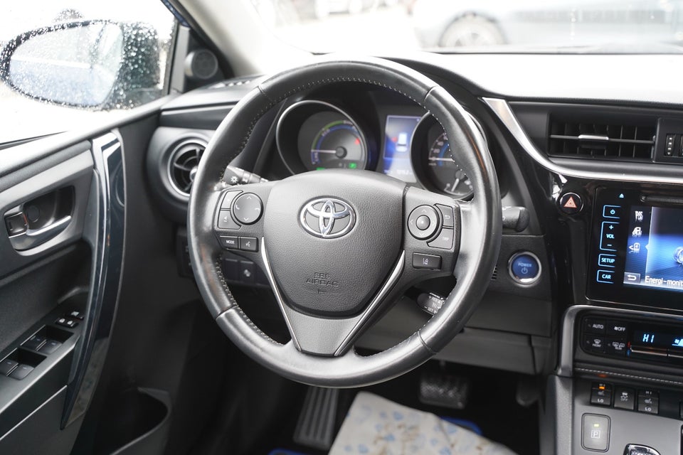 Toyota Auris 1,8 Hybrid H2 Comfort Touring Sports CVT 5d