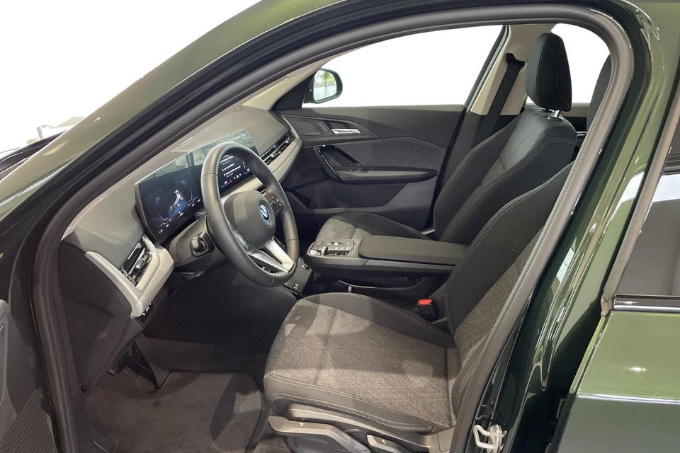 BMW iX1 eDrive20 X-Line 5d