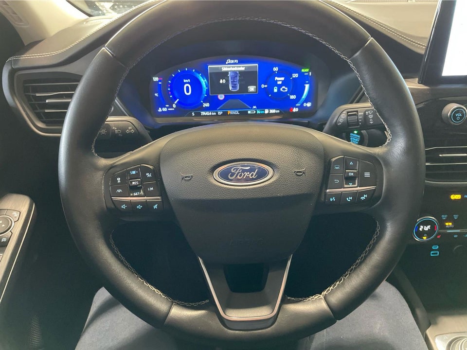 Ford Kuga 2,5 PHEV Vignale CVT 5d