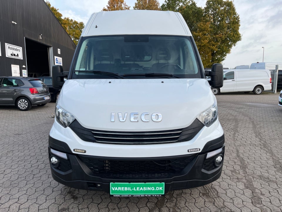 Iveco Daily 2,3 35S16 12m³ Van AG8