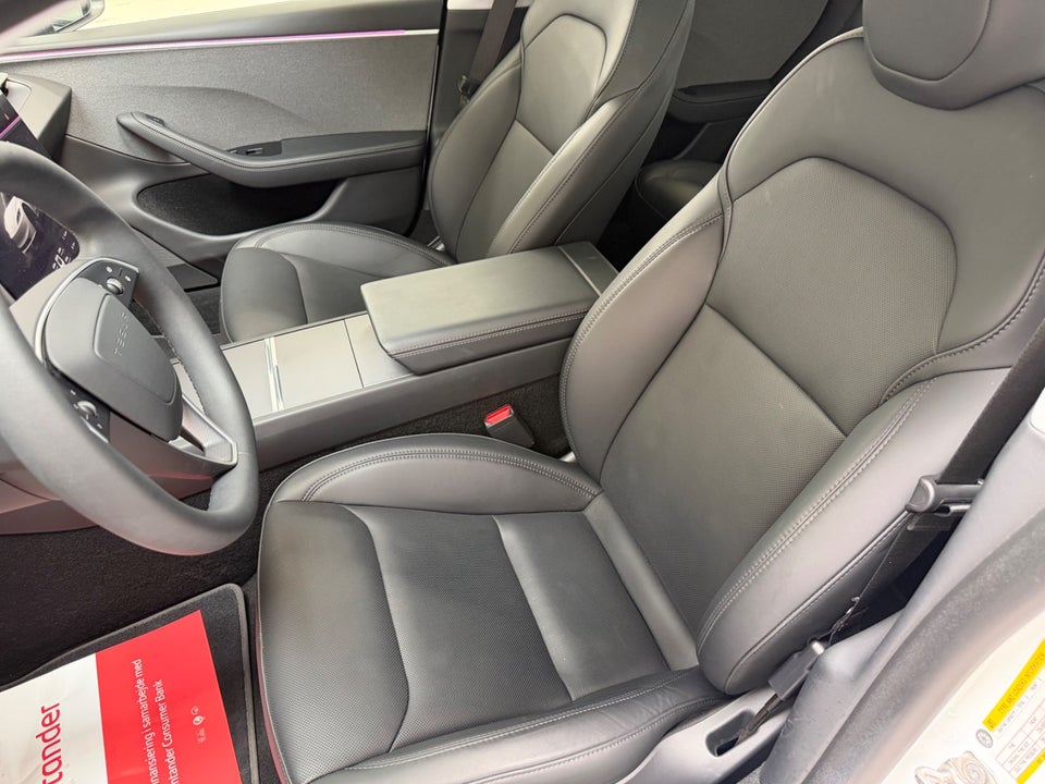 Tesla Model 3 RWD 4d
