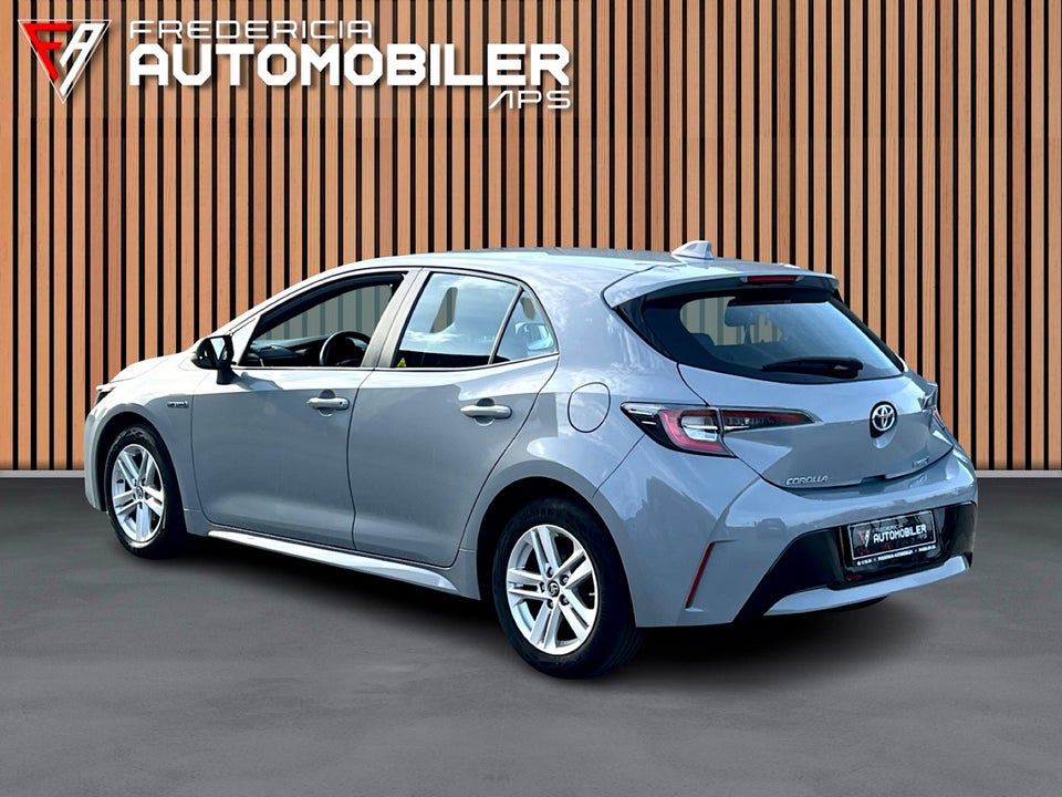 Toyota Corolla 1,8 Hybrid H3 Smart MDS 5d