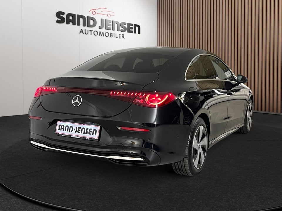 Mercedes CLA350 EQ Progressive 4Matic 4d