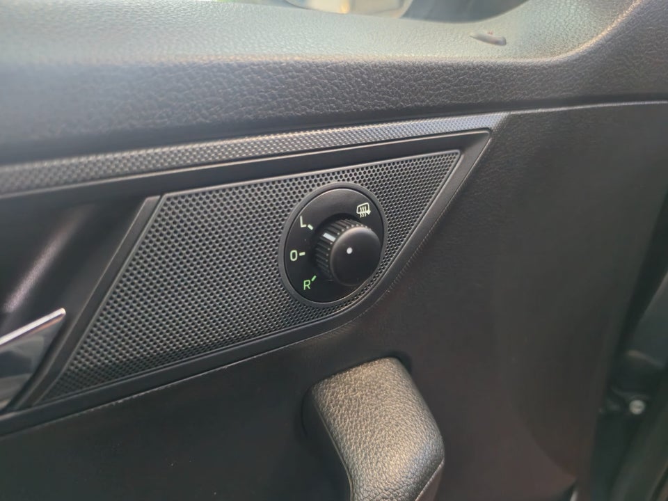 Skoda Fabia 1,0 MPi 60 Ambition Combi 5d