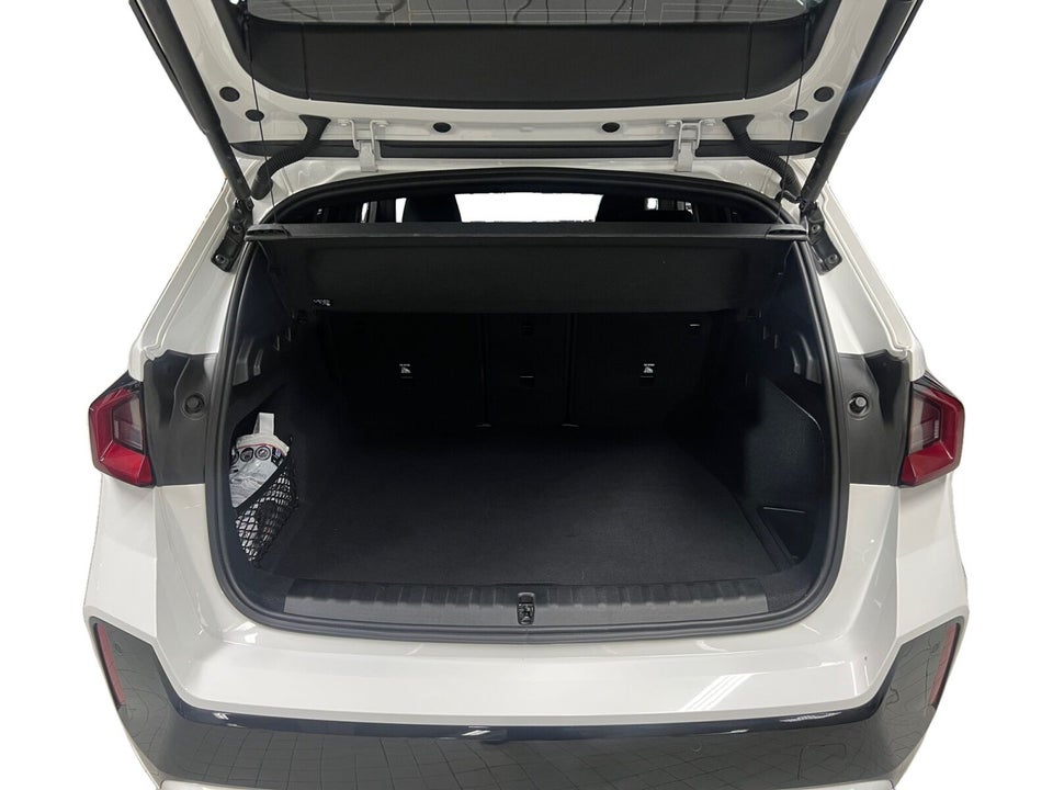 BMW iX1 eDrive20 M-Sport 5d