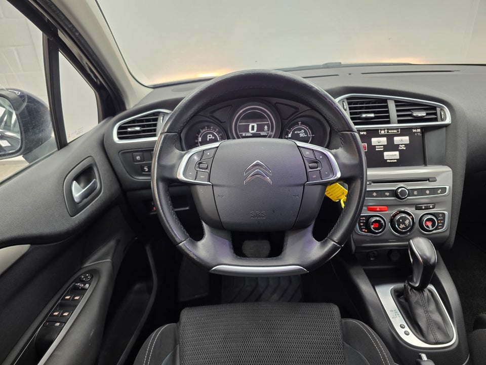 Citroën C4 1,6 BlueHDi 120 Challenge EAT6 5d