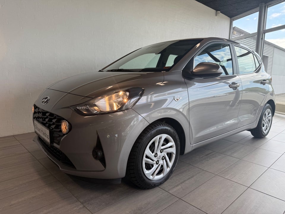 Hyundai i10 1,0 MPi Essential AMT 5d