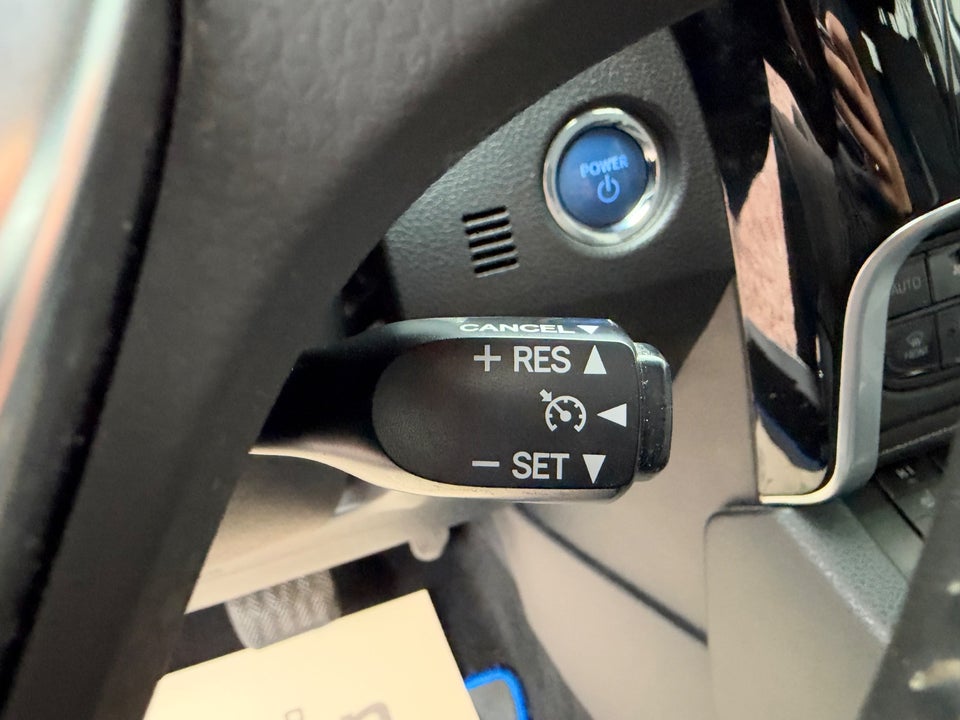 Toyota Auris 1,8 Hybrid H2 Comfort Touring Sports CVT 5d