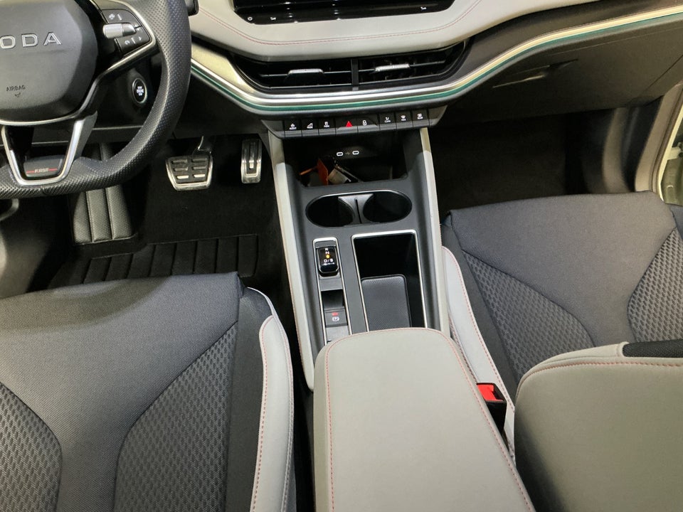 Skoda Elroq 85 iV First Edition 5d