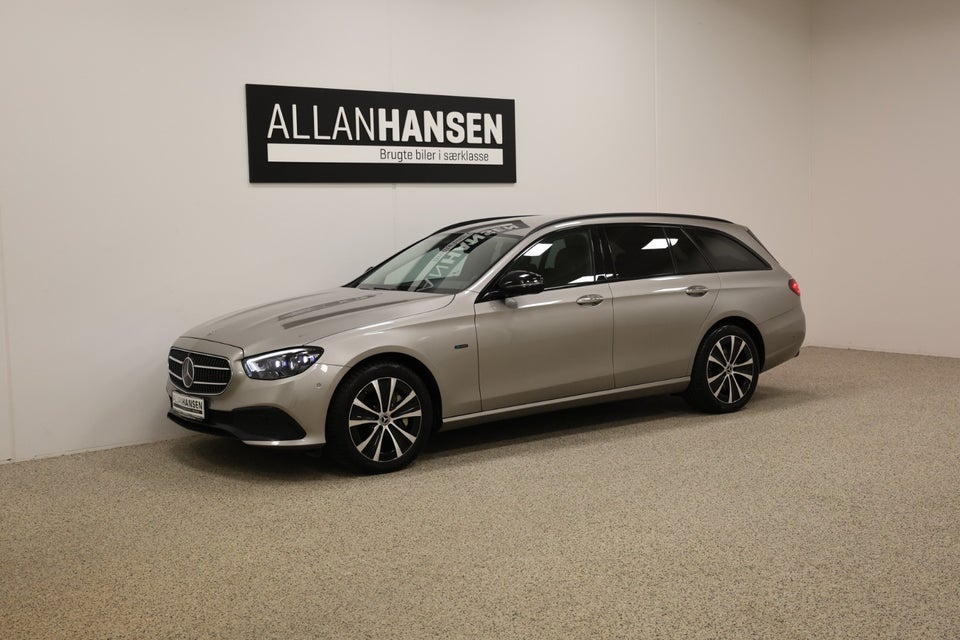 Mercedes E300 de 2,0 stc. aut. 4Matic 5d