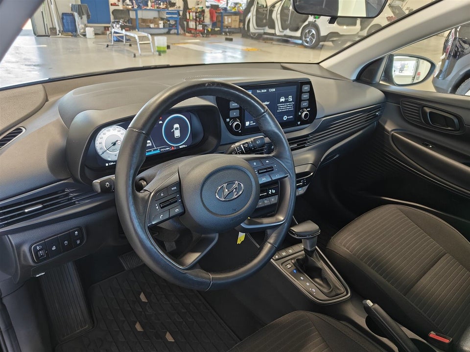 Hyundai i20 1,0 T-GDi Essential DCT 5d