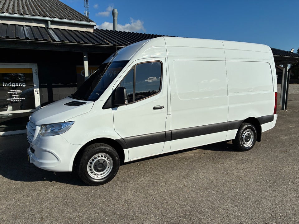 Mercedes Sprinter 317 2,0 CDi A2 Kassevogn aut. RWD