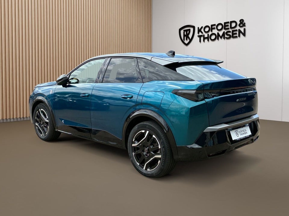 Peugeot e-3008 77 GT 5d