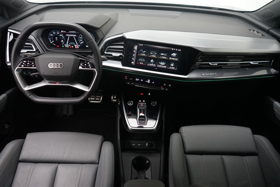 Audi Q4 e-tron 50 S-line quattro 5d