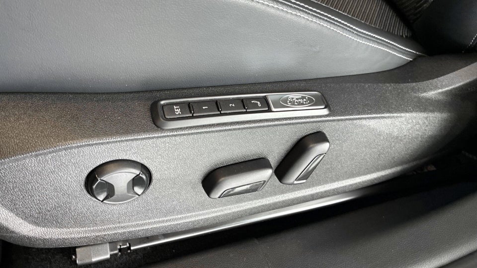 Ford Explorer 77 Select Extended Range 5d