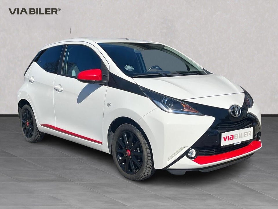 Toyota Aygo 1,0 VVT-i x-pression 5d
