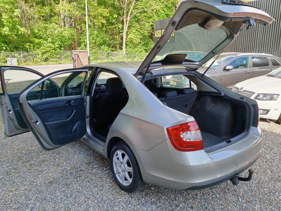 Skoda Rapid 1,4 TSi 122 Ambition DSG 5d