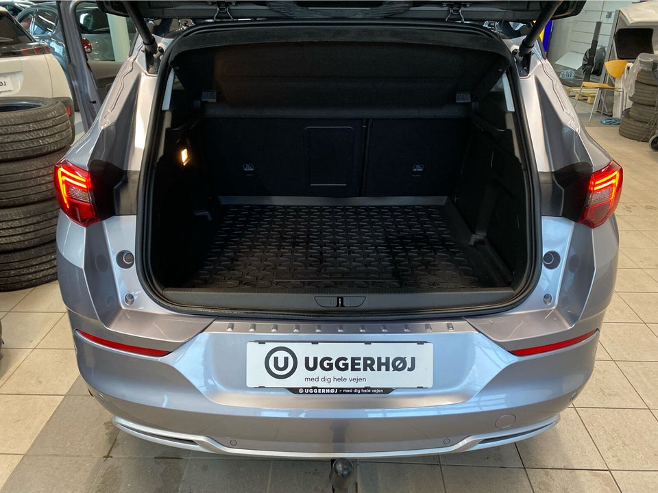 Opel Grandland 1,6 Hybrid Ultimate aut. 5d