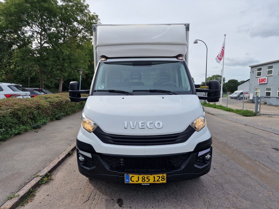 Iveco Daily 2,3 35C16 18m³ Van