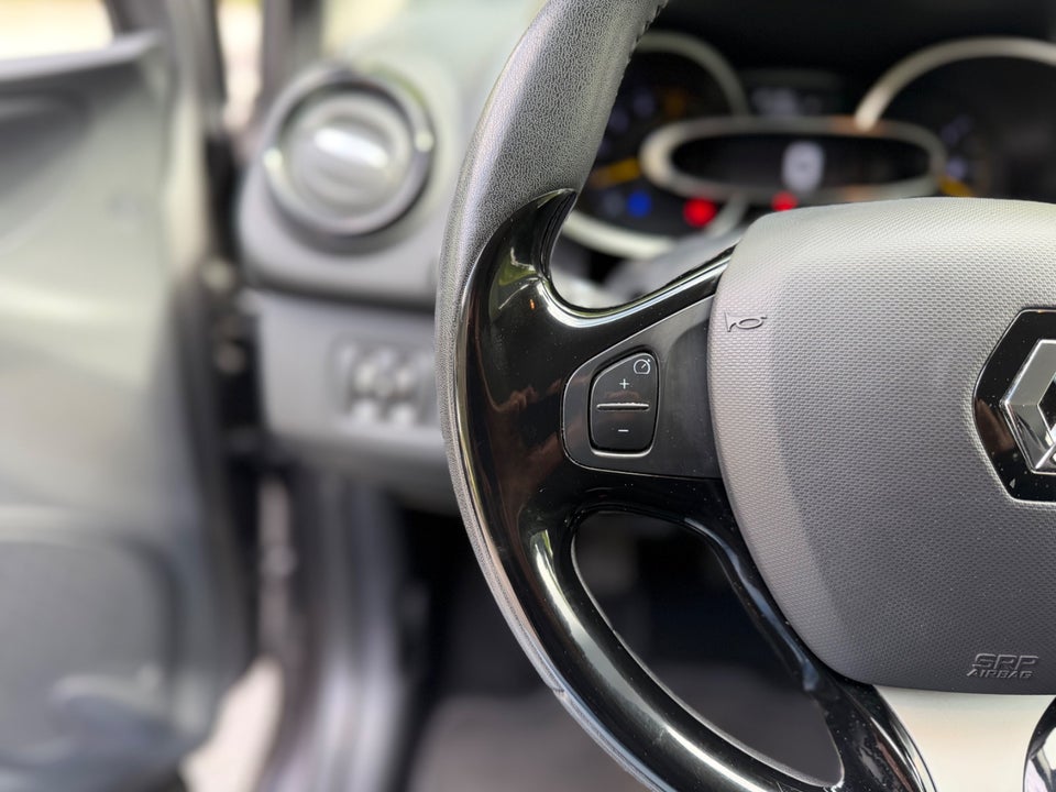 Renault Clio IV 1,5 dCi 75 Expression 5d