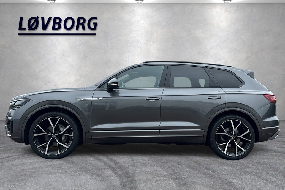 VW Touareg 3,0 TDi 286 R-line aut. 4Motion 5d