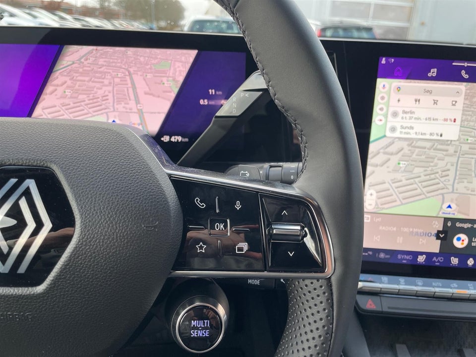 Renault Scenic E-Tech 87 Iconic 5d