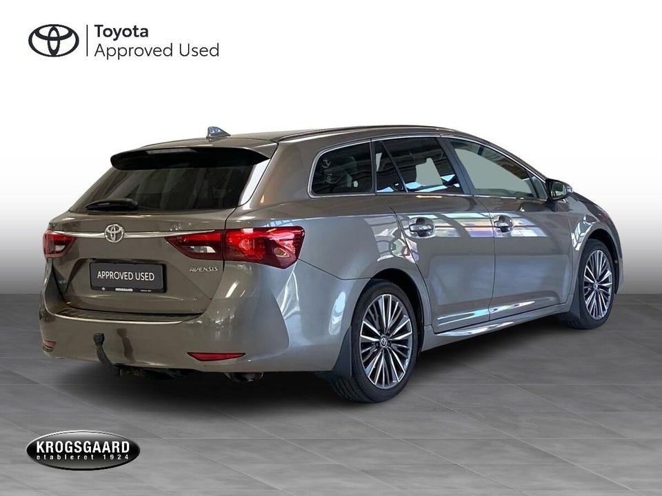 Toyota Avensis 1,8 VVT-i T2 Selected Touring Sports MDS 5d