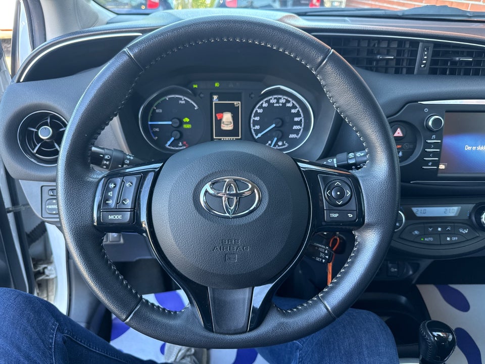 Toyota Yaris 1,5 Hybrid H2 Exclusive e-CVT 5d