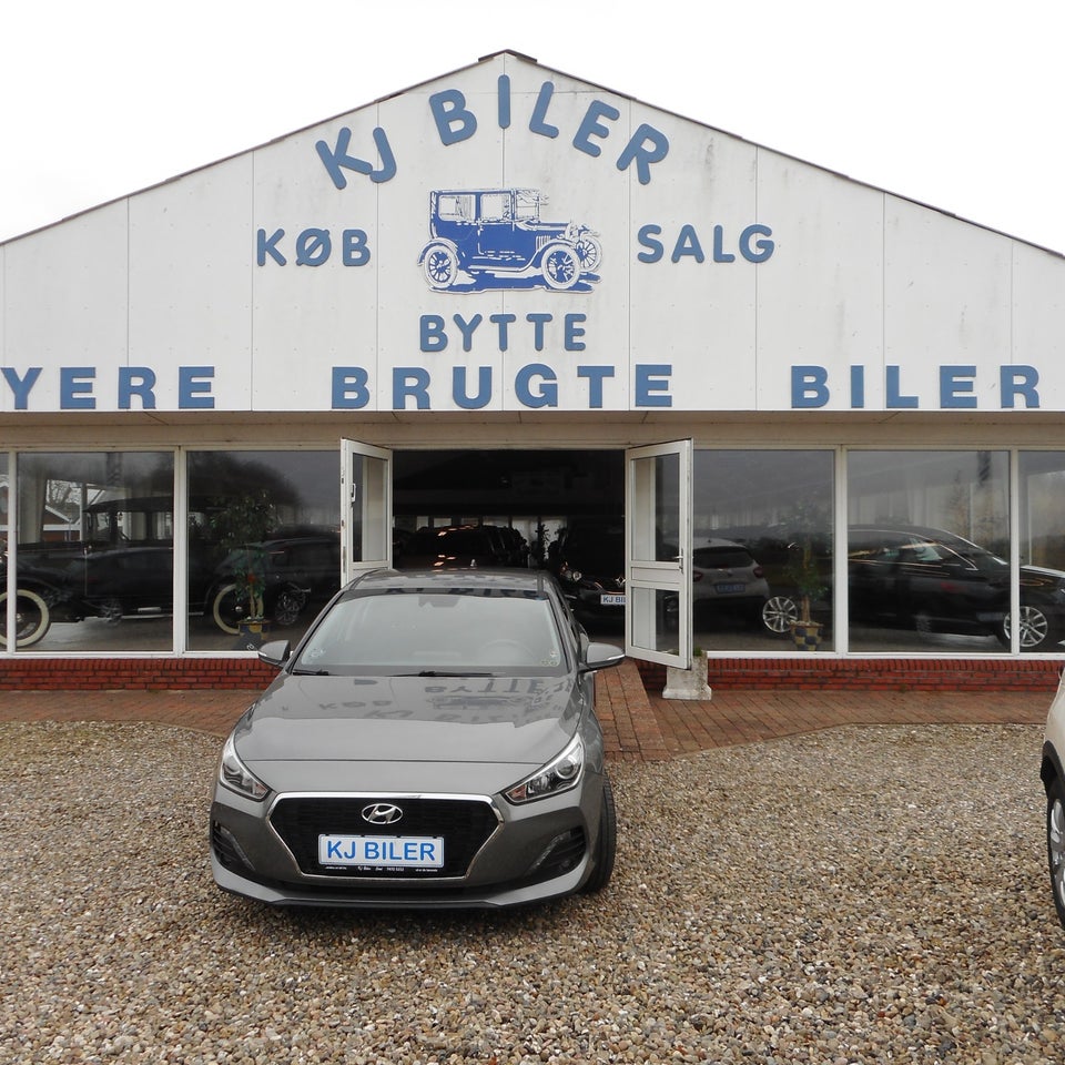Hyundai i30 1,6 CRDi 110 Trend 5d