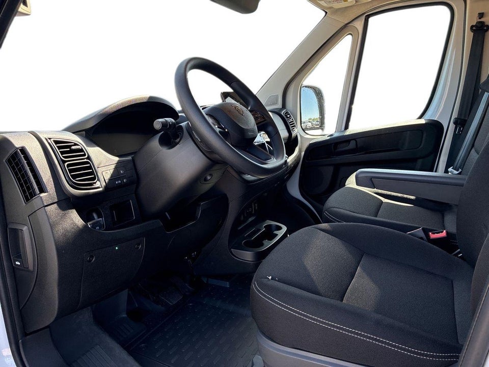Peugeot e-Boxer 440 110 L3H2 Premium