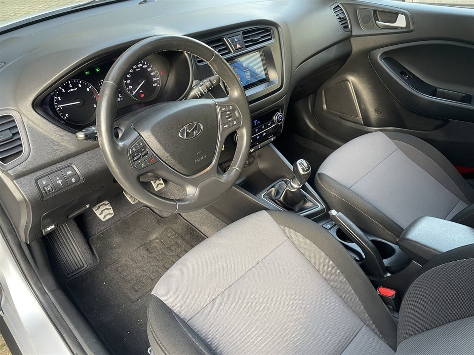 Hyundai i20 Active Cross 1,0 T-GDi Premium 5d