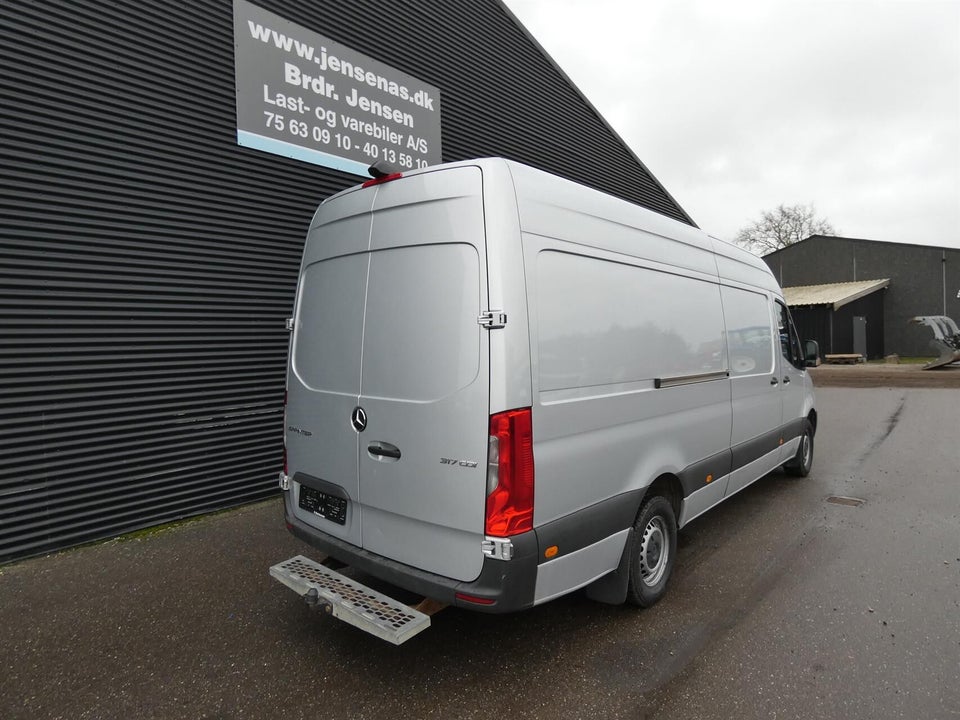 Mercedes Sprinter 317 2,0 CDi A3 Kassevogn aut. RWD