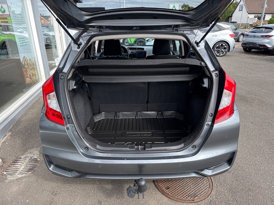 Honda Jazz 1,3 i-VTEC Elegance CVT 5d