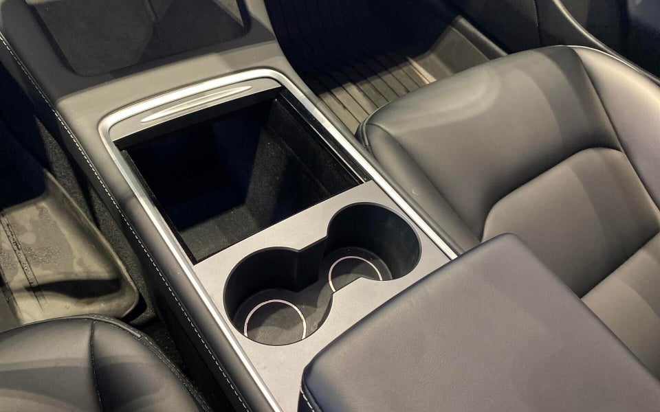 Tesla Model 3 RWD 4d