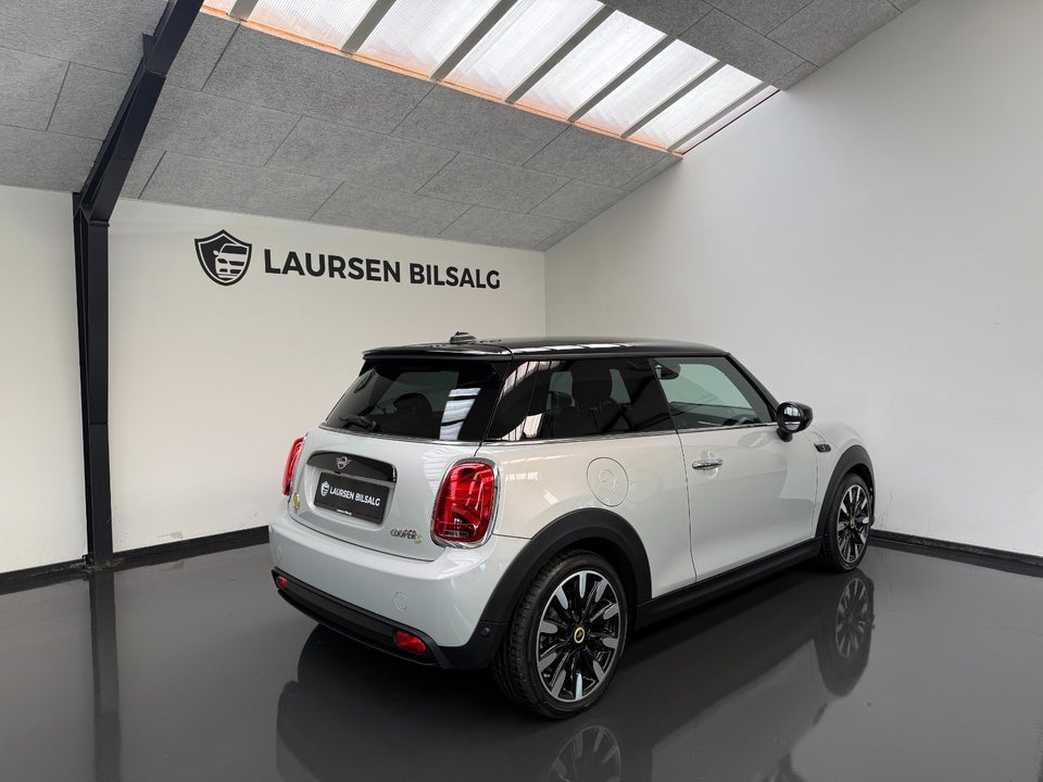 MINI Cooper SE Classic Trim 3d