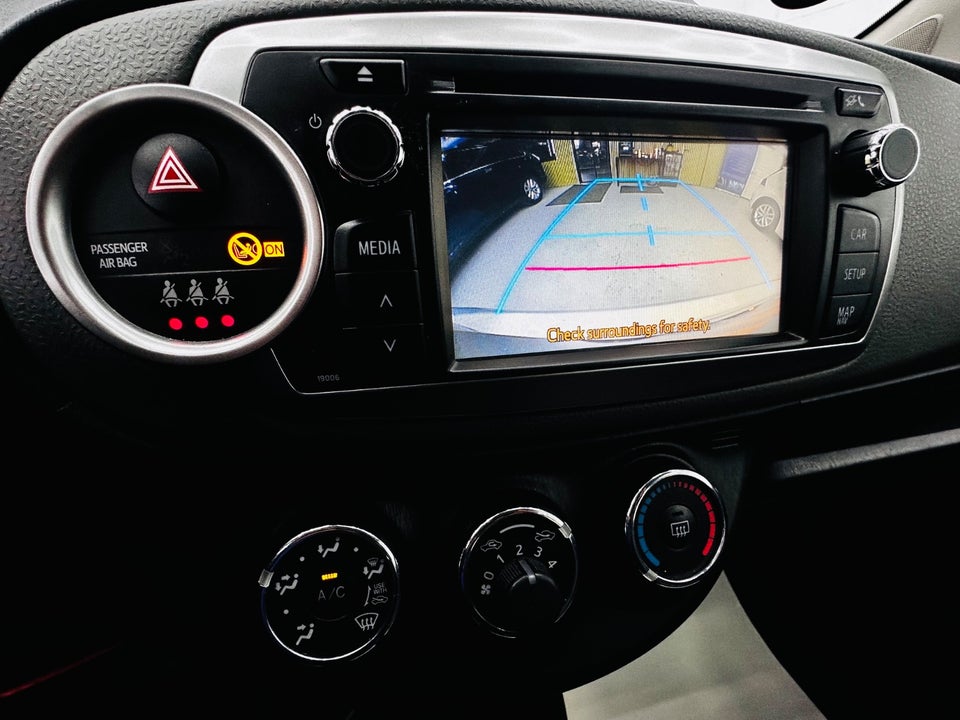 Toyota Yaris 1,0 VVT-i T2 Touch 5d