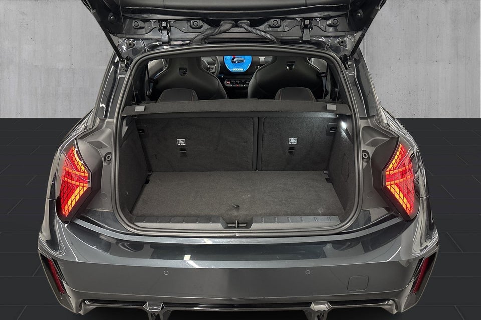 MINI Cooper E JCW Trim M 3d