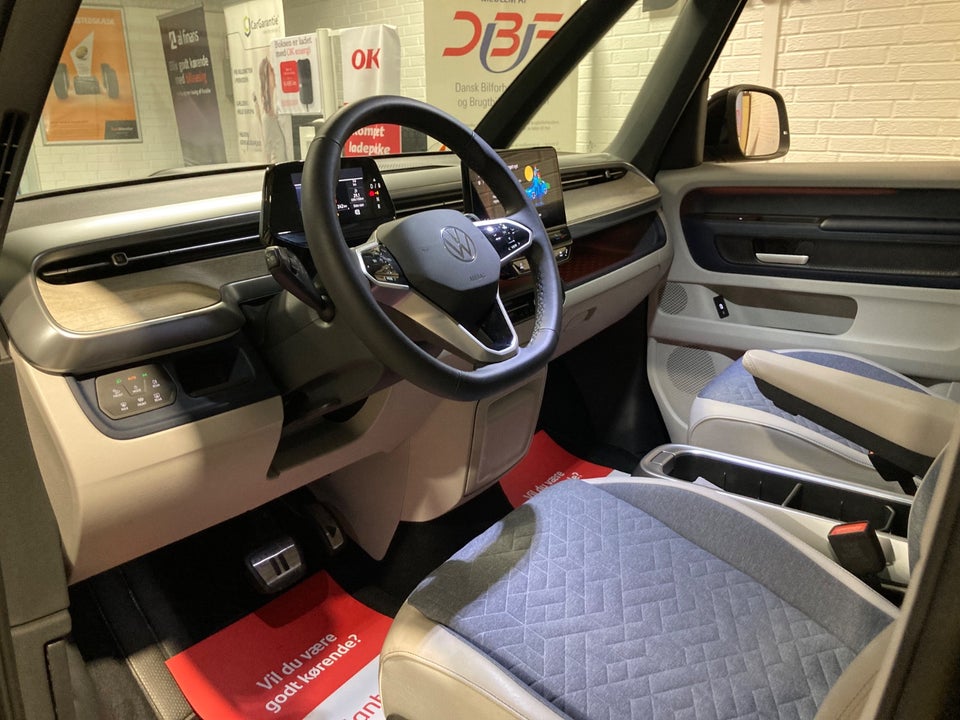 VW ID.Buzz 77 Pro SWB 5d