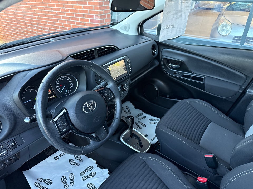 Toyota Yaris 1,5 Hybrid H2 Premium e-CVT 5d